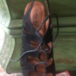 Cobb Hill 2” heels